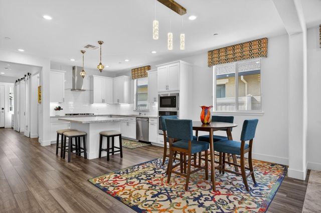 6611 Samba Way, El Dorado Hills, CA 95762