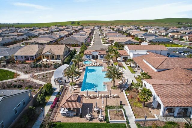 6611 Samba Way, El Dorado Hills, CA 95762