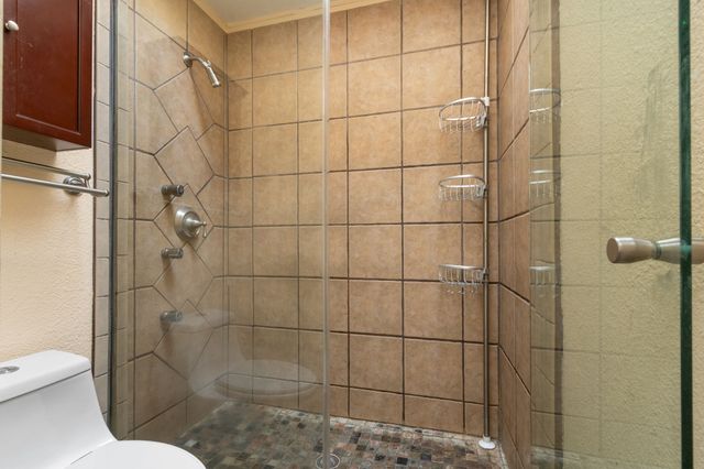 15606 Kingscrest Circle, Dallas, TX 75248