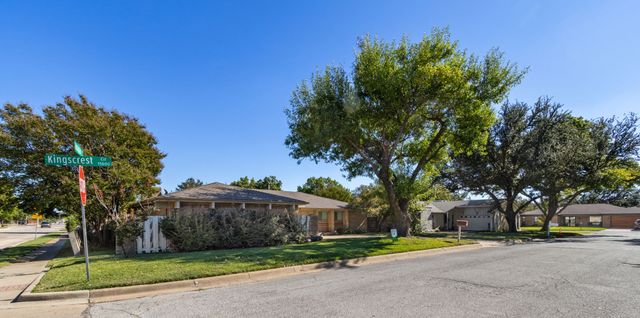 15606 Kingscrest Circle, Dallas, TX 75248