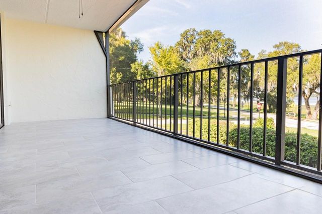 208 LAKE HOWARD DRIVE NW 104, Winter Haven, FL 33880