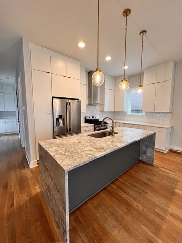 709 28th Ave, N, Nashville, TN 37208