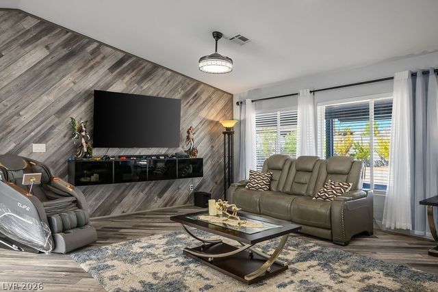 7100 West Meranto Avenue, Las Vegas, NV 89178