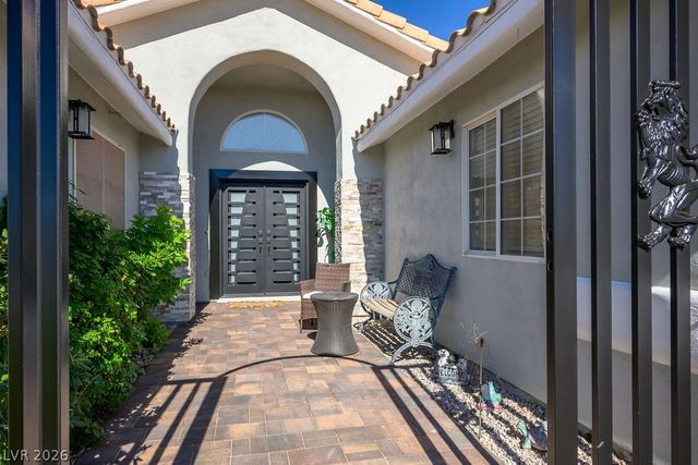 7100 West Meranto Avenue, Las Vegas, NV 89178