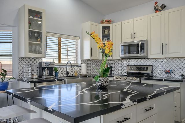 7100 West Meranto Avenue, Las Vegas, NV 89178