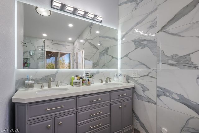 7100 West Meranto Avenue, Las Vegas, NV 89178