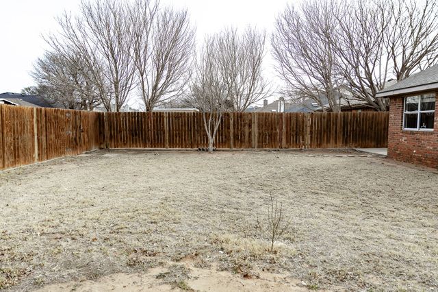 2120 93rd Street, Lubbock, TX 79423