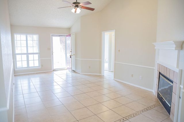 2120 93rd Street, Lubbock, TX 79423