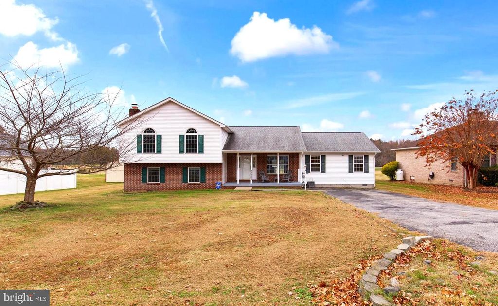 35587 GOLF COURSE DR, Mechanicsville, MD 20659