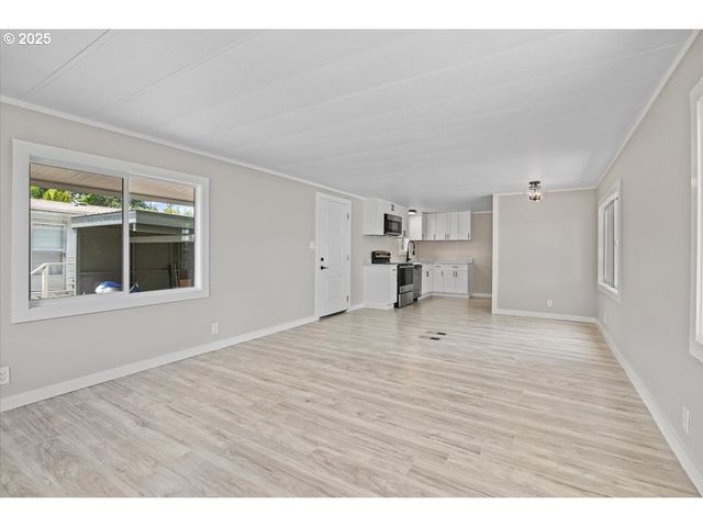 193 Broadmore Ave Ne, Salem, OR 97301