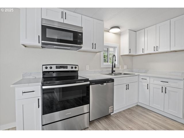 193 Broadmore Ave Ne, Salem, OR 97301