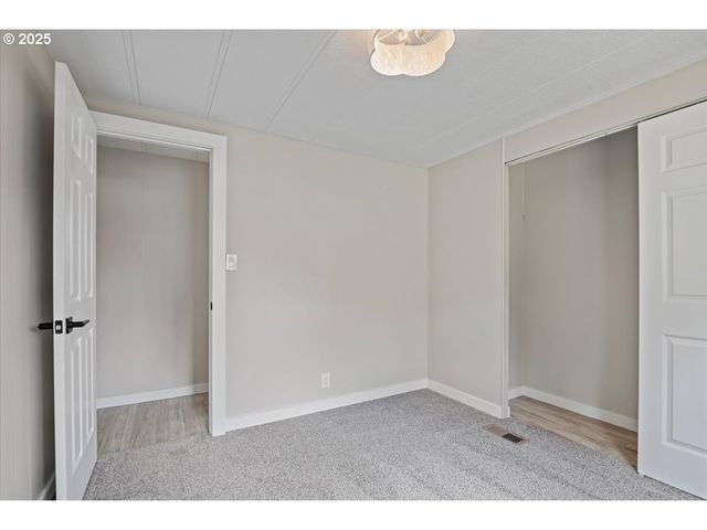 193 Broadmore Ave Ne, Salem, OR 97301