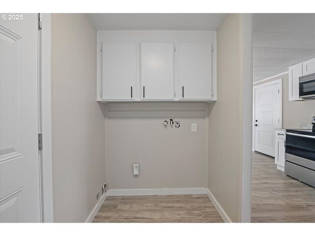 193 Broadmore Ave Ne, Salem, OR 97301
