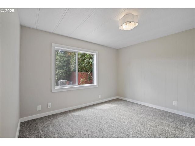 193 Broadmore Ave Ne, Salem, OR 97301
