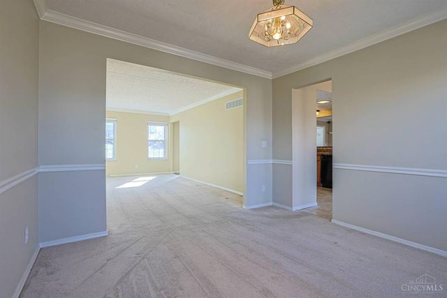 3670 Centurion Drive, Cincinnati, OH 45211