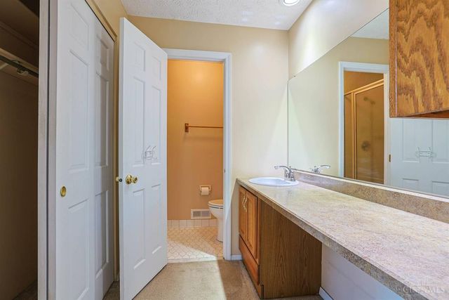 3670 Centurion Drive, Cincinnati, OH 45211