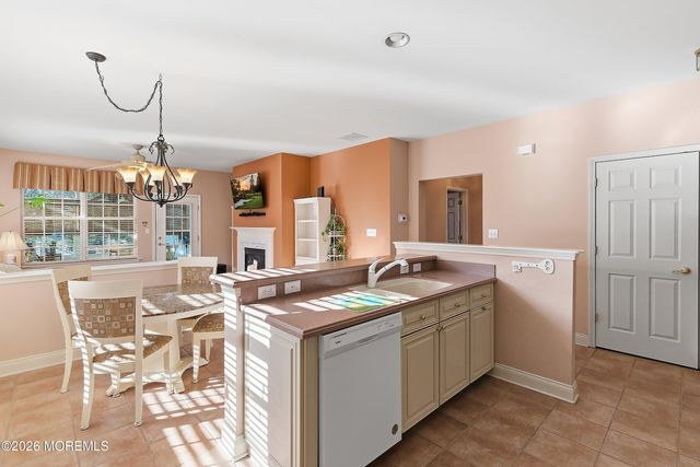 9 Harbor Place, Barnegat, NJ 08005