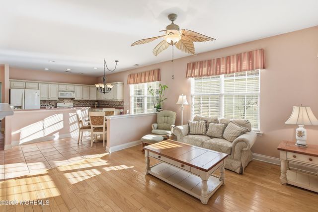 9 Harbor Place, Barnegat, NJ 08005