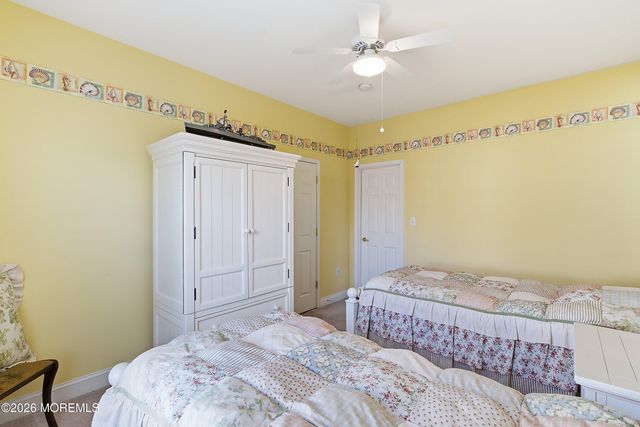 9 Harbor Place, Barnegat, NJ 08005