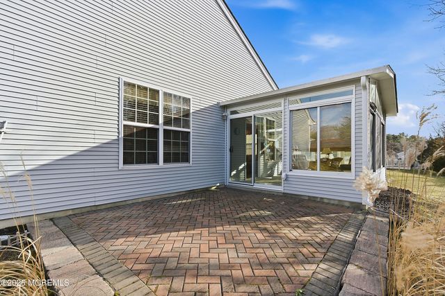 9 Harbor Place, Barnegat, NJ 08005