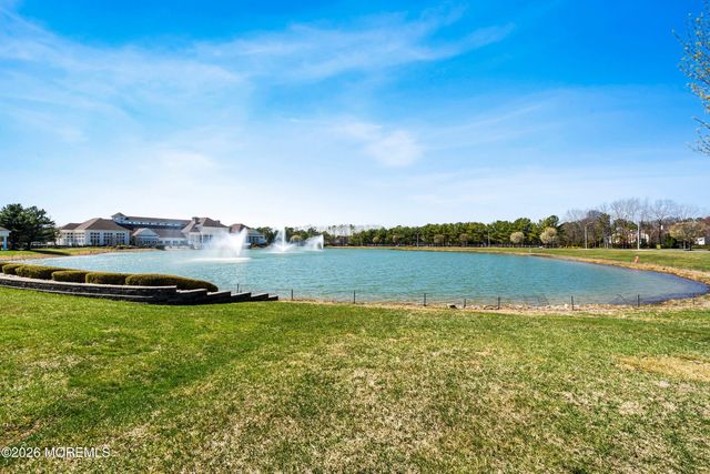 9 Harbor Place, Barnegat, NJ 08005