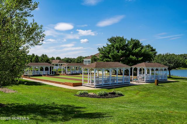 9 Harbor Place, Barnegat, NJ 08005