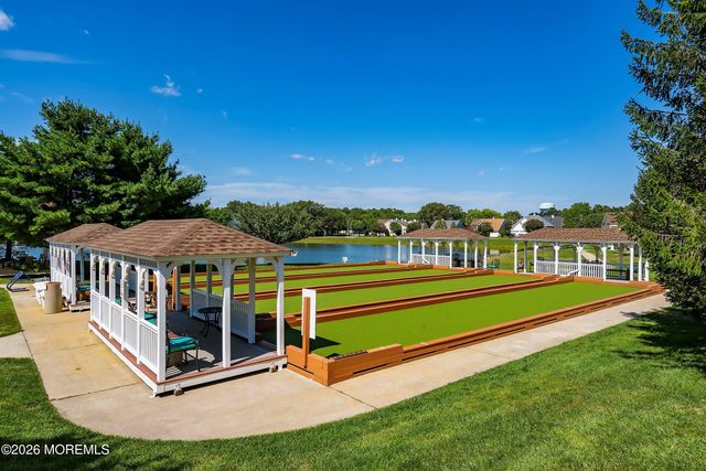 9 Harbor Place, Barnegat, NJ 08005