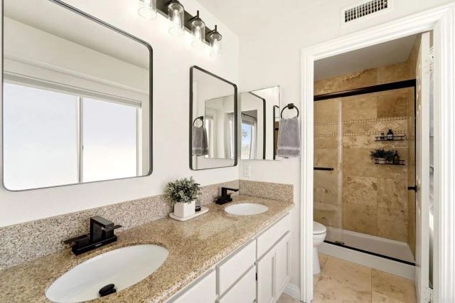2467 Rock View, Escondido, CA 92026