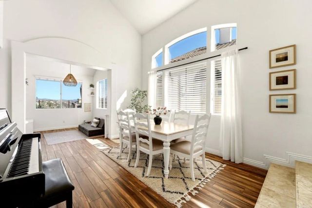 2467 Rock View, Escondido, CA 92026
