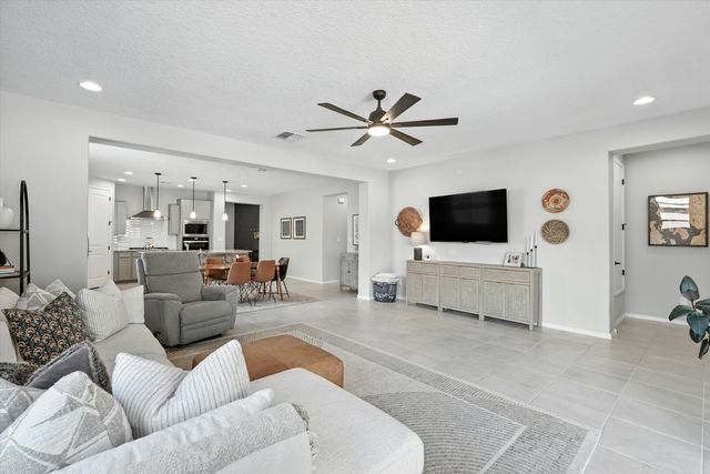 923 Lazuli Road SE, Rio Rancho, NM 87124