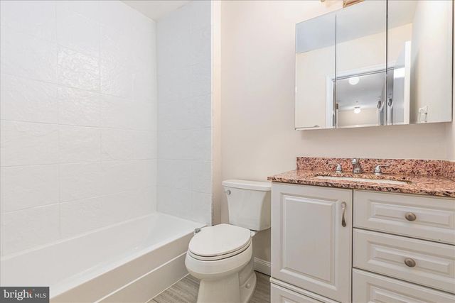 4432 CHASE PARK CT, Annandale, VA 22003