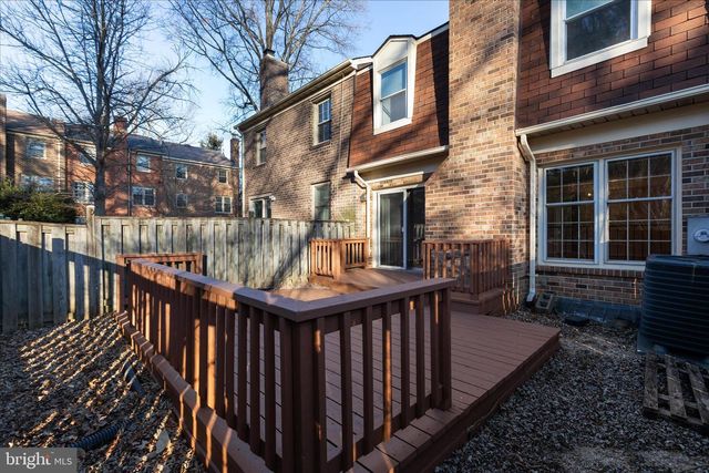 4432 CHASE PARK CT, Annandale, VA 22003