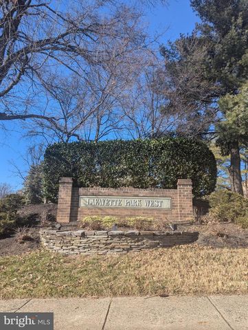 4432 CHASE PARK CT, Annandale, VA 22003