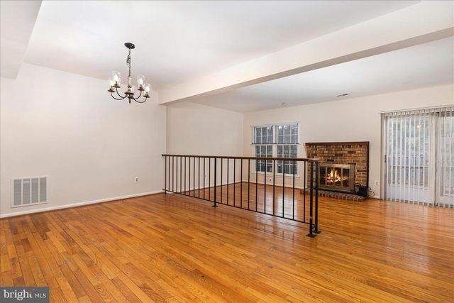 4432 CHASE PARK CT, Annandale, VA 22003