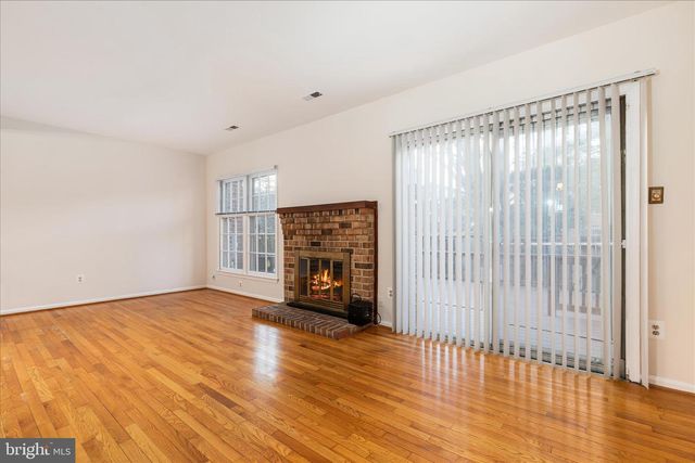 4432 CHASE PARK CT, Annandale, VA 22003