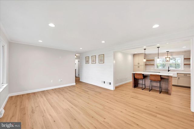 332 OWL HILL RD, Lititz, PA 17543