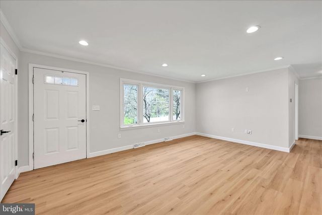 332 OWL HILL RD, Lititz, PA 17543