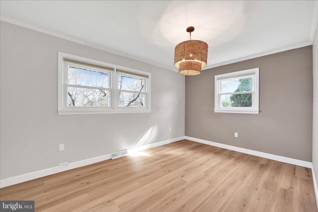 332 OWL HILL RD, Lititz, PA 17543
