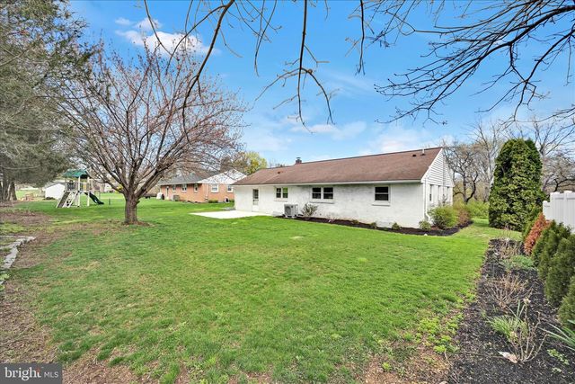332 OWL HILL RD, Lititz, PA 17543