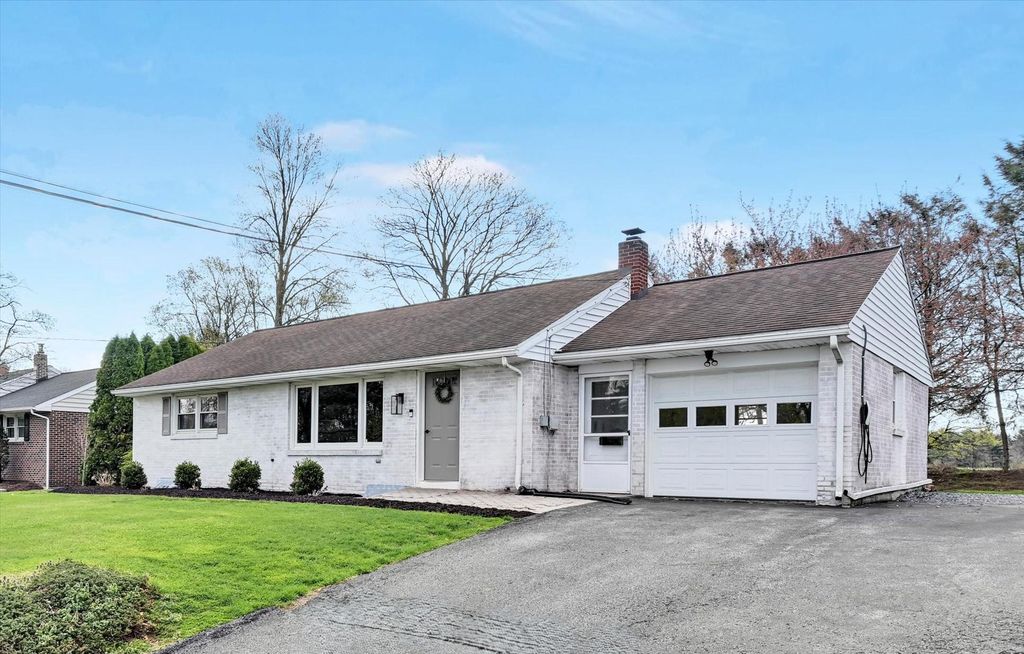 332 OWL HILL RD, Lititz, PA 17543