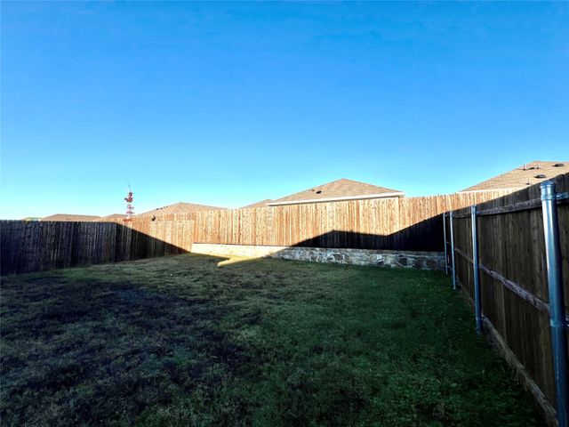 5711 Bristle Leaf Drive, Princeton, TX 75407