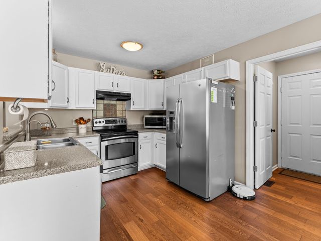 128 Jesse Brown Dr, Goodlettsville, TN 37072
