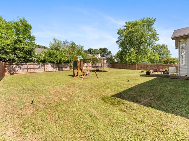 128 Jesse Brown Dr, Goodlettsville, TN 37072