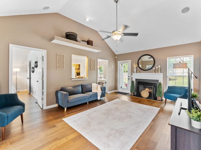 128 Jesse Brown Dr, Goodlettsville, TN 37072