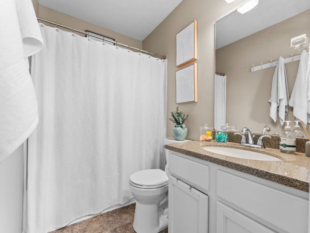 128 Jesse Brown Dr, Goodlettsville, TN 37072