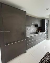 7875 NW 107th Ave 412, Doral, FL 33178