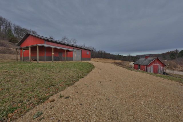 13376 Quarry Drive, Hillsboro, WI 54634