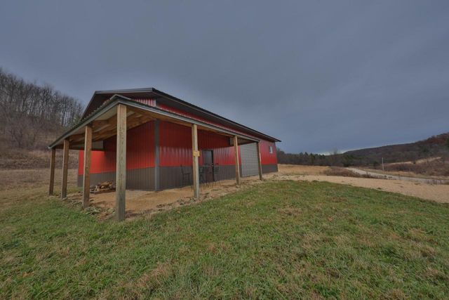 13376 Quarry Drive, Hillsboro, WI 54634