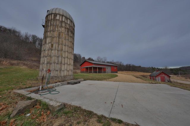 13376 Quarry Drive, Hillsboro, WI 54634