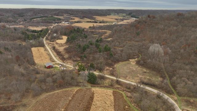 13376 Quarry Drive, Hillsboro, WI 54634